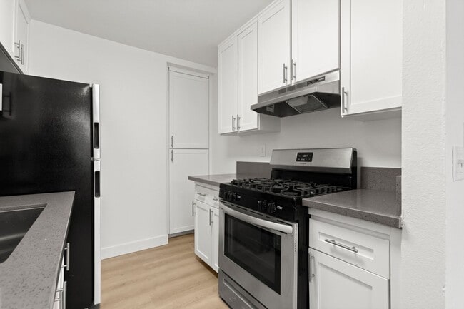 Bevia Apartments ||