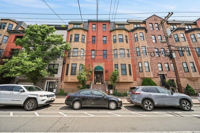 Photo - 79 Grand St Unit 4B