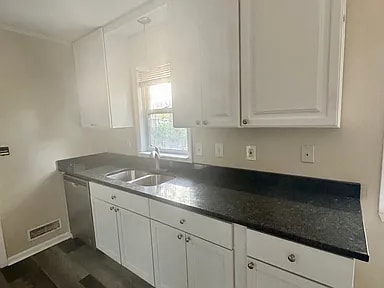 Photo - 10550 Quincy Blvd NE