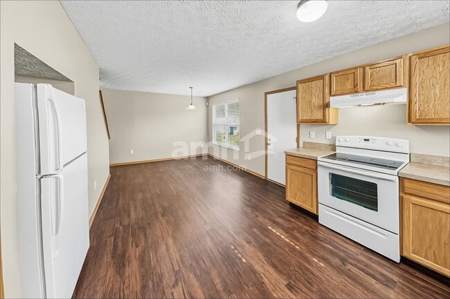 Photo - 6306 Pompano St