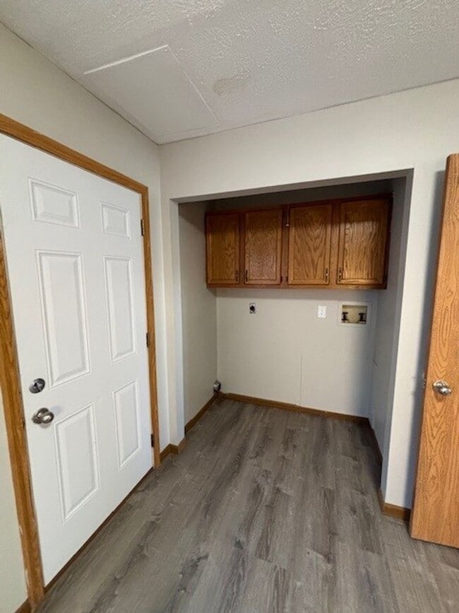 Photo - Spacious 2-Bedroom Living in a Quiet Community! Unit 1210-A Bunker Hill