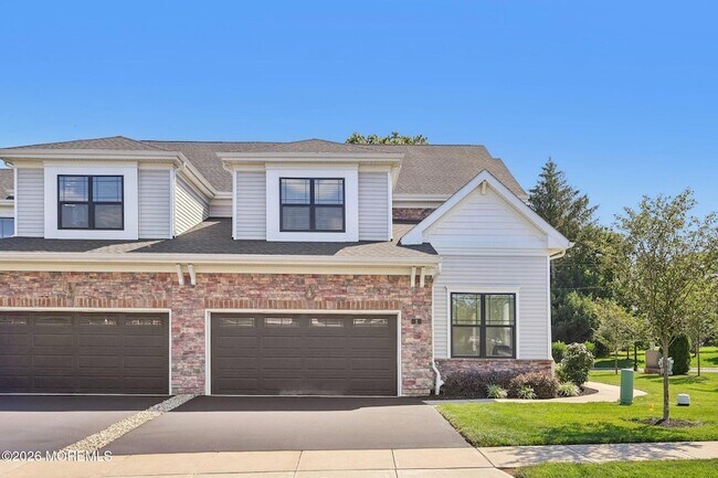 Photo - 2 Dogleg Ln