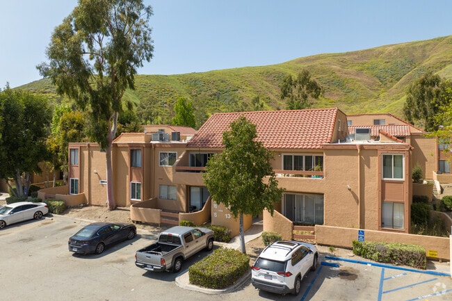 Photo - Edgehill Village