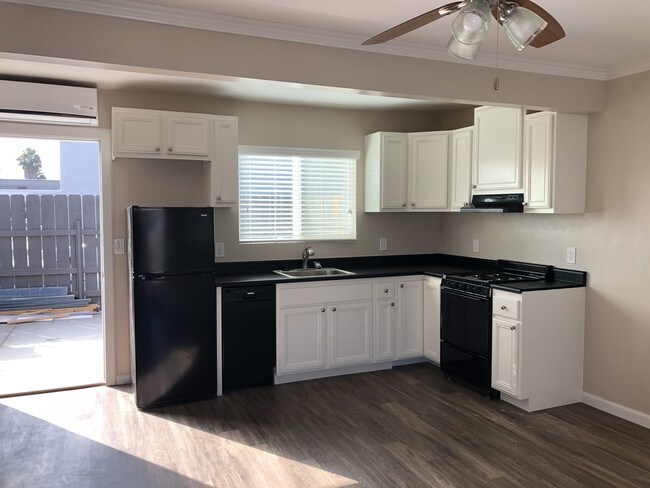 3010 Glendora St Unit 8 Apartment For Rent In San Diego Ca