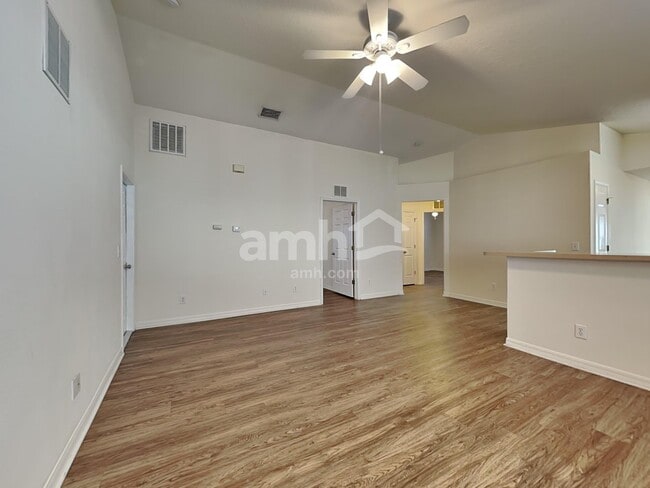 Photo - 10231 Lakeside Vista Dr