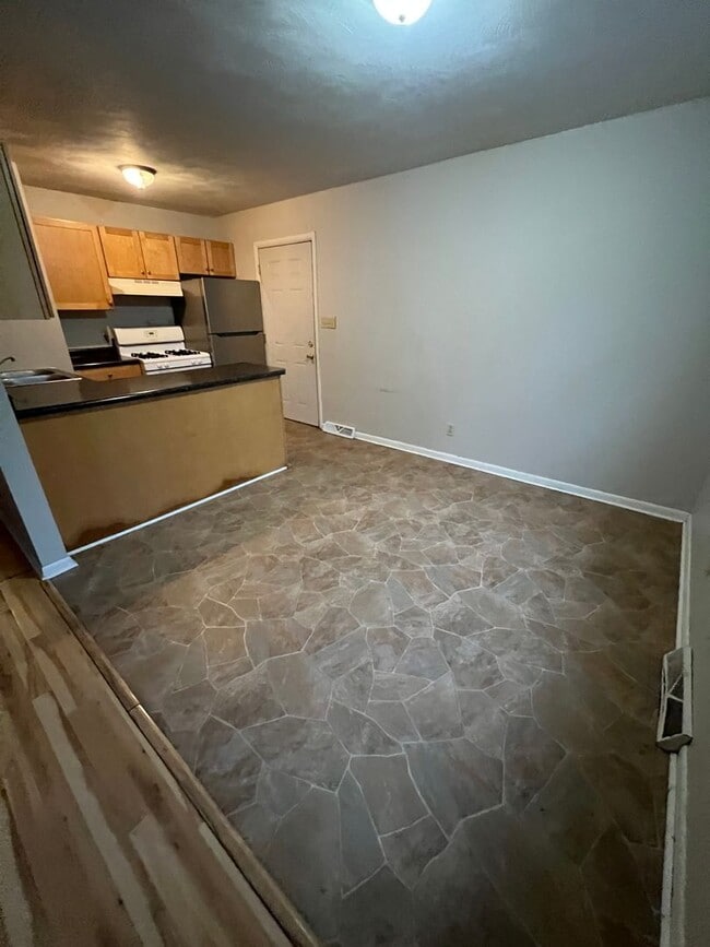 Photo - 2316 Yale Blvd Unit 2316 Yale Blvd.