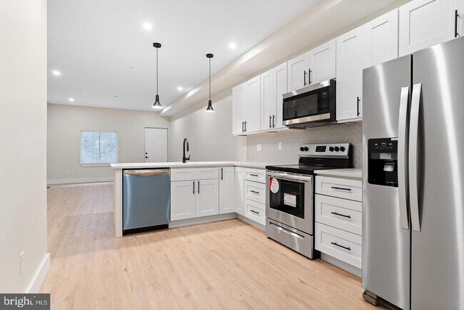 Photo - 2539 Cecil B. Moore Ave