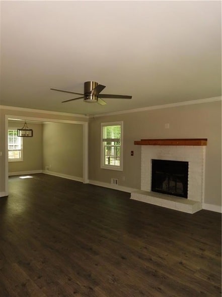5006 Suwanee Dam Rd
