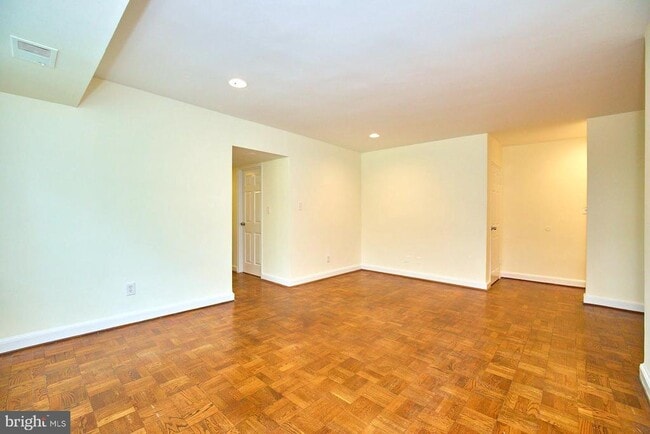 Photo - 1322 Fort Myer Dr Unit 914