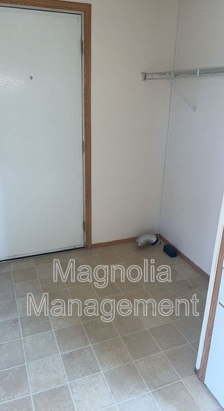 Photo - 1096 Tollie Weldon Rd