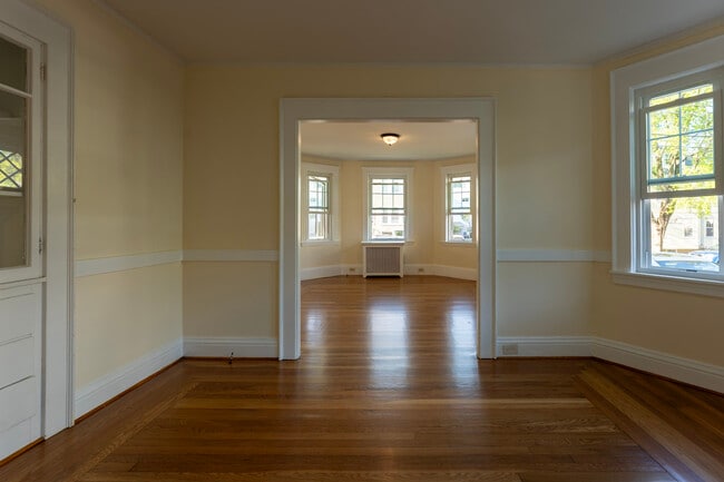 Photo - 89 Harnden Ave