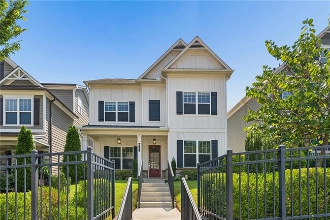 Building Photo - 1821 Sanford Dr