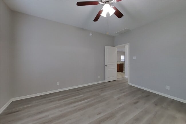 Photo - 6103 Coleus St