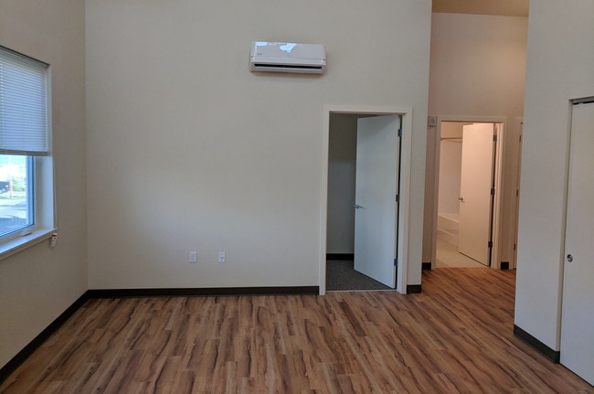 Photo - Pomeroy Place