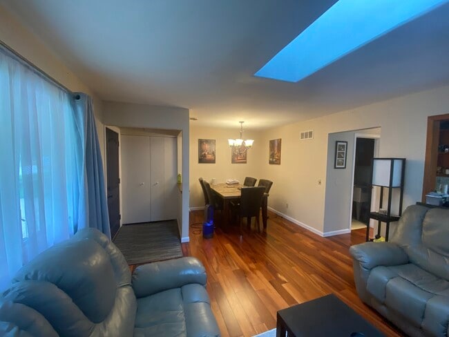 Photo - 1748 Brookdale Rd