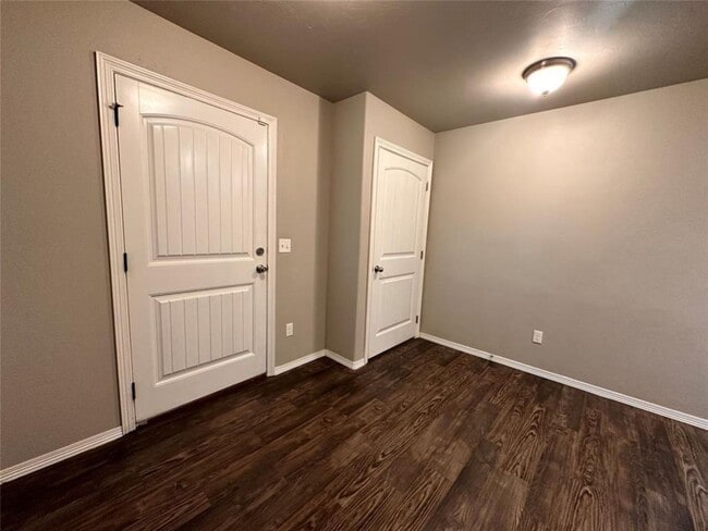 Photo - Charming 3-Bed Home w/ 2-Car Garage – Pet-Friendly