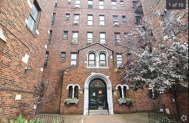 Building Photo - 4315 46th St Unit B7 Rental