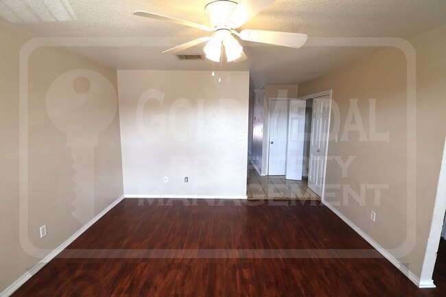 Photo - 2806 Cantabrian Dr Unit D