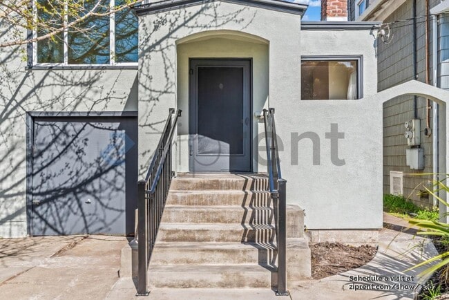 Photo - 1051 Stannage Ave