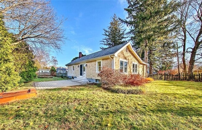 Photo - 18 Orchard Ave