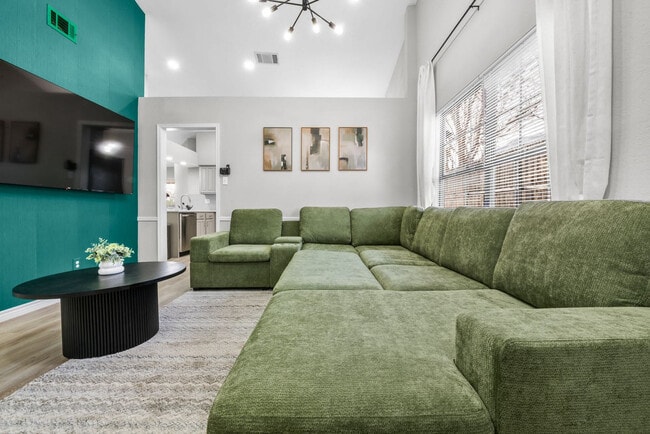 Photo - 1040 Eagle Dr Unit SI ID1514800P