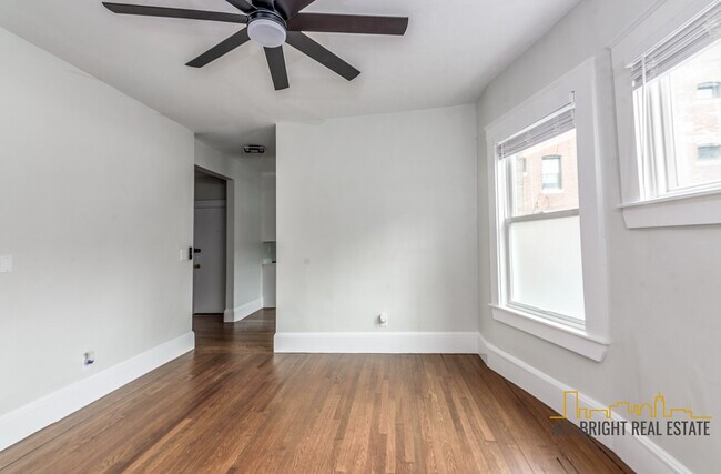 Photo - 369 Tappan St Unidad 6