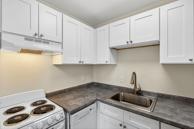 Photo - 96 East Apartments