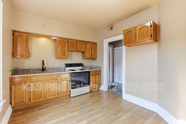 Photo - 5816 Smithfield St