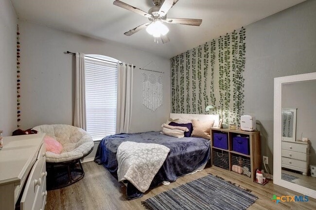 Photo - 2234 Lakeline Dr