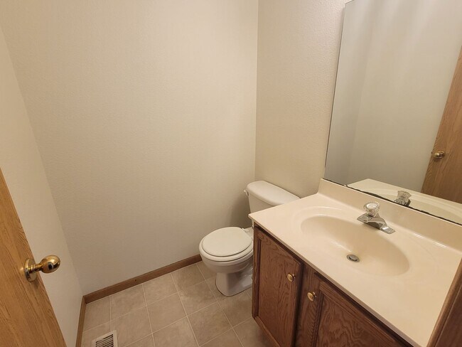 Photo - 410 Kensington Park Unit B