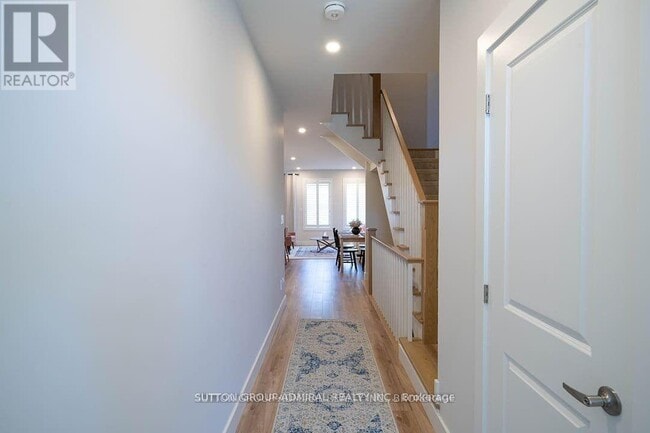 Photo - 113 Red Pine St.