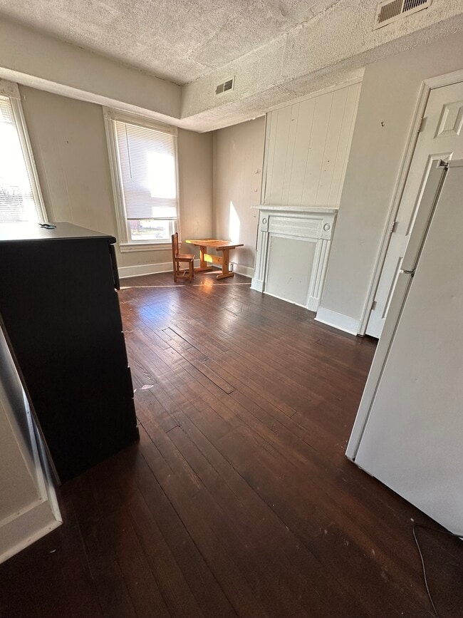 Photo - 1527 Mechanicsville Tpke