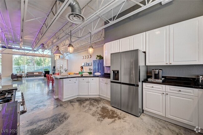 Building Photo - 5096 Thunder River Cir Rental