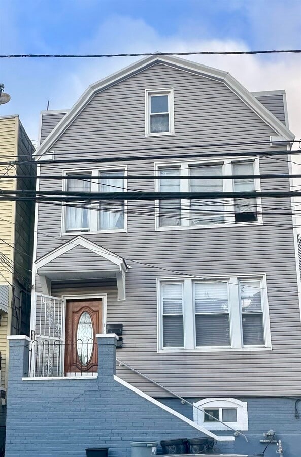 Photo - 258 Winfield Ave Condo Unit 1