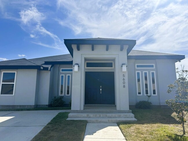 Building Photo - 5608 Palestine Dr Rental