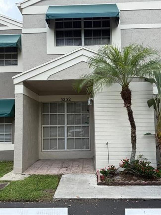 Building Photo - 5232 SW 122nd Terrace