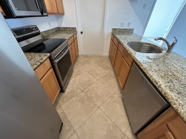 Photo - 1305 Periwinkle Pl