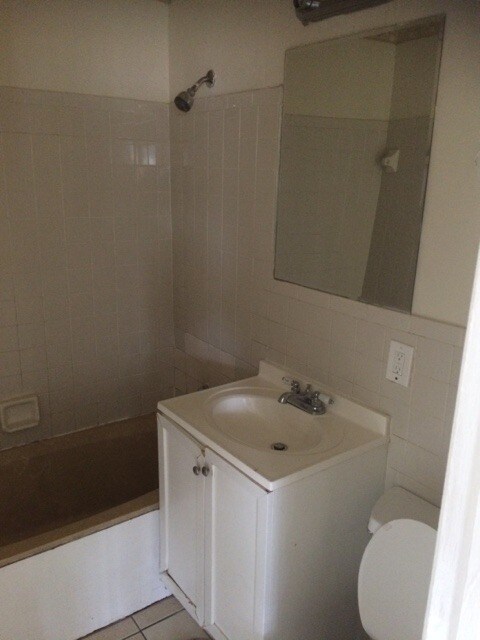 Photo - Large 3-2 house with  hookups for washer and dryer