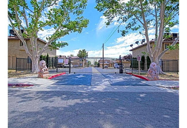 Photo - Rosamond Village Apartments