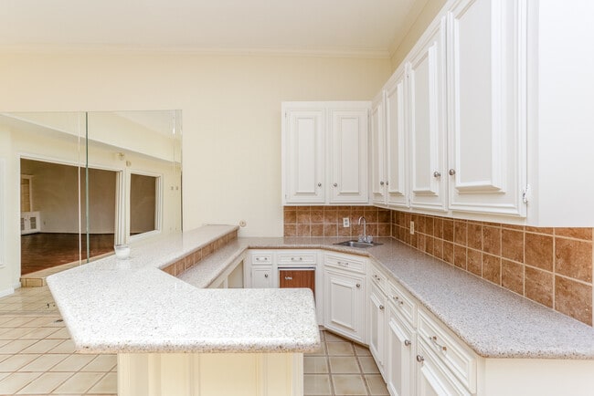 Photo - 1606 S Gessner Rd