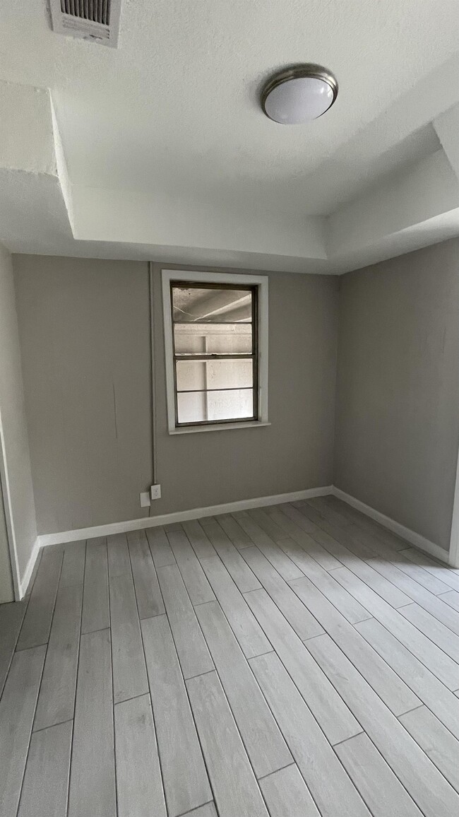 Photo - 1384 Pullen Rd