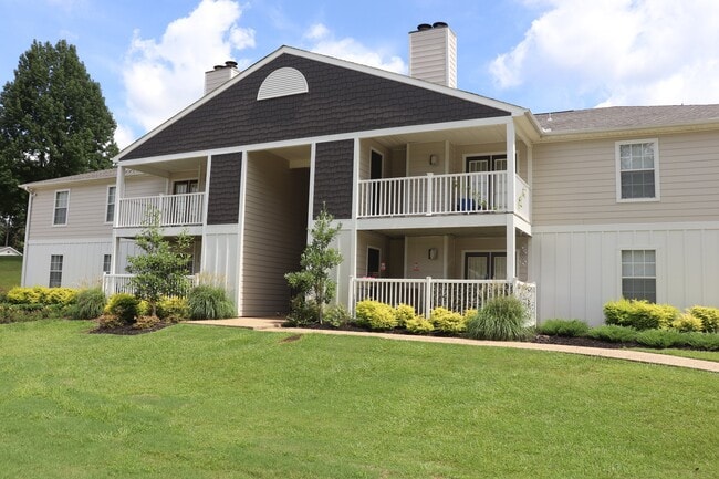 Laurelwood Apartment Homes