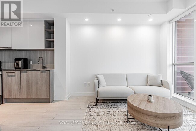 Photo - 31 Tippett Rd Unit 1208