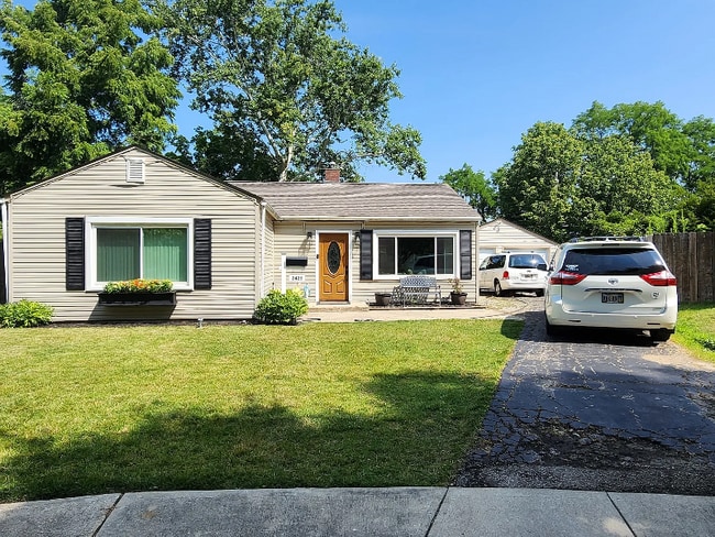 Photo - 2425 Findlater Ct Casa