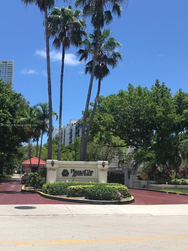 Photo - 17021 N Bay Rd Unidad 714 Rental