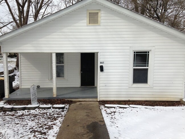 807 Keller Ave