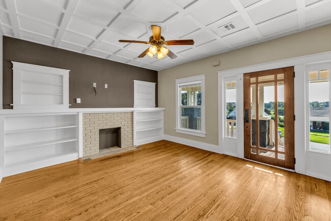 Photo - 410 Washington Ave