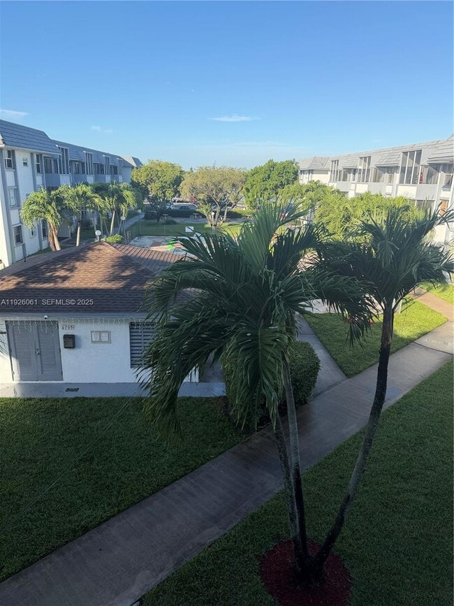 Photo - 6701 NW 169th St Unit B301