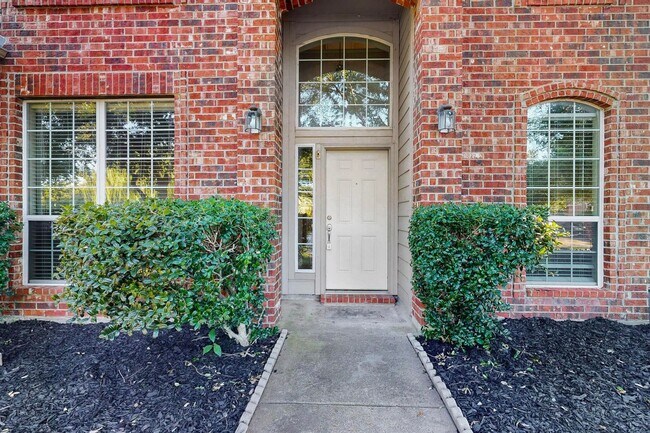 Photo - Spacious & Stylish Home in Quail Run-North...