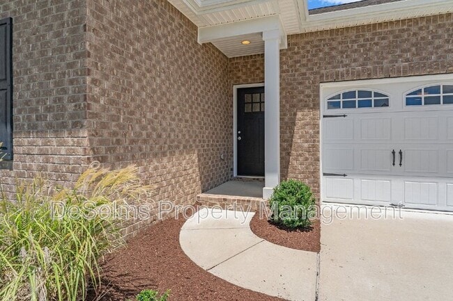 Photo - 1146 Westgate Dr